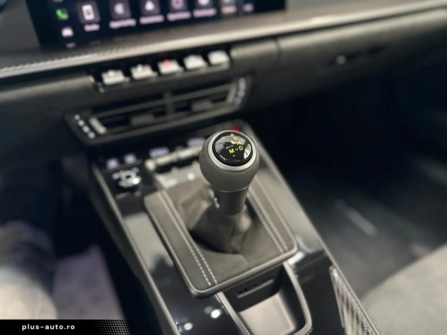 PORSCHE 992 GT3 Clubsport Lifting Navi LED 1.Hand