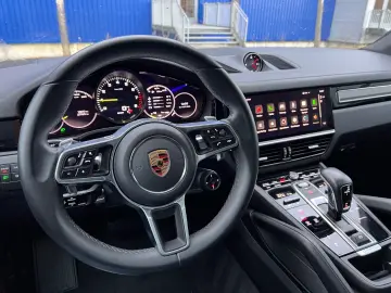 PORSCHE Cayenne E-Hybrid Platinum Edition SportDesign