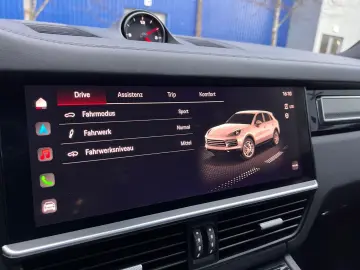 PORSCHE Cayenne E-Hybrid Platinum Edition SportDesign