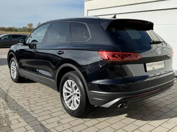 VW Touareg 3.0 V6 TDI Innovision