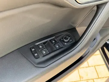 VW Touareg 3.0 V6 TDI Innovision