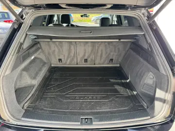 VW Touareg 3.0 V6 TDI Innovision