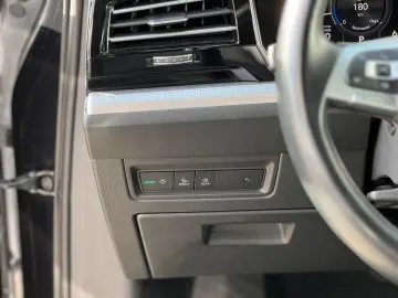 VW Touareg 3.0 V6 TDI Innovision