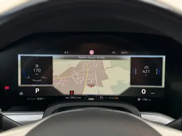 VW Touareg 3.0 V6 TDI Innovision