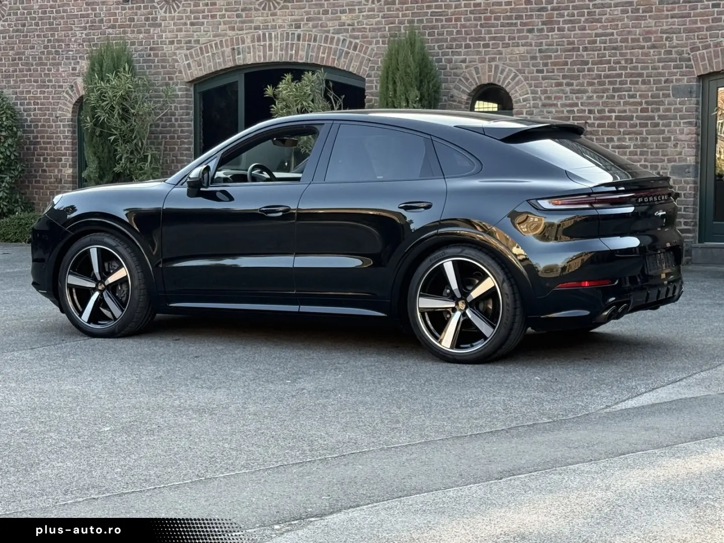 PORSCHE Cayenne Coupe INNORIVE SPORTDESIGN 22 ZOLL EXCLU