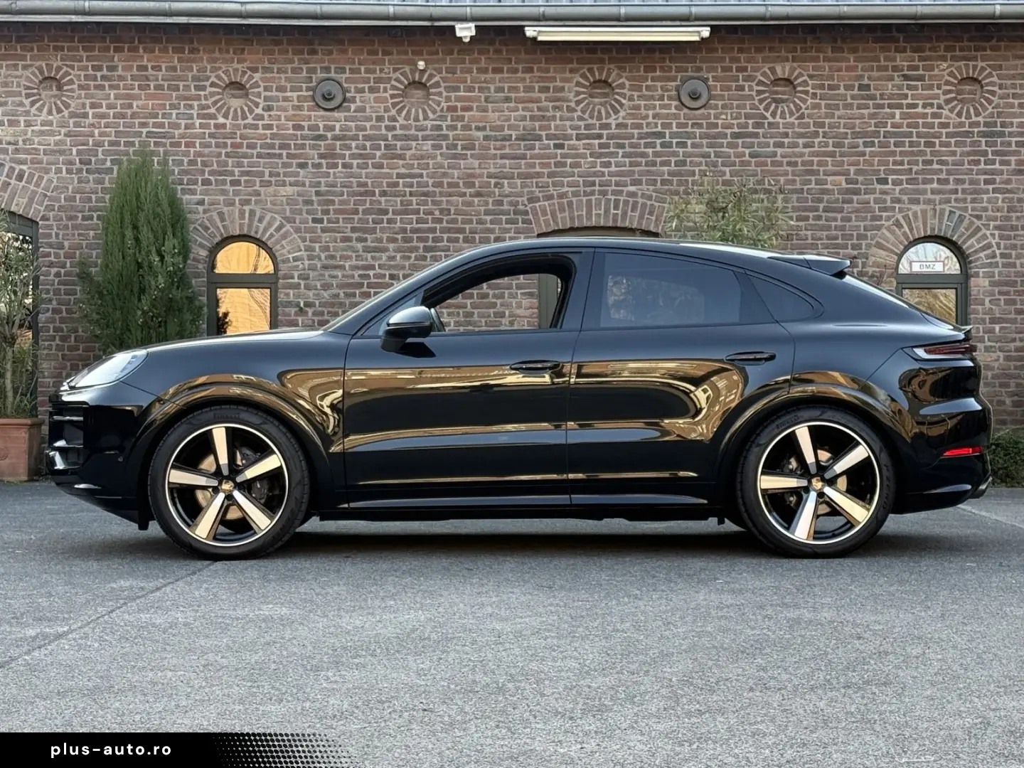 PORSCHE Cayenne Coupe INNORIVE SPORTDESIGN 22 ZOLL EXCLU