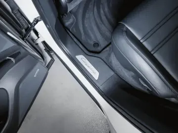 PORSCHE Cayenne S Coupé Sport Design Paket BOSE