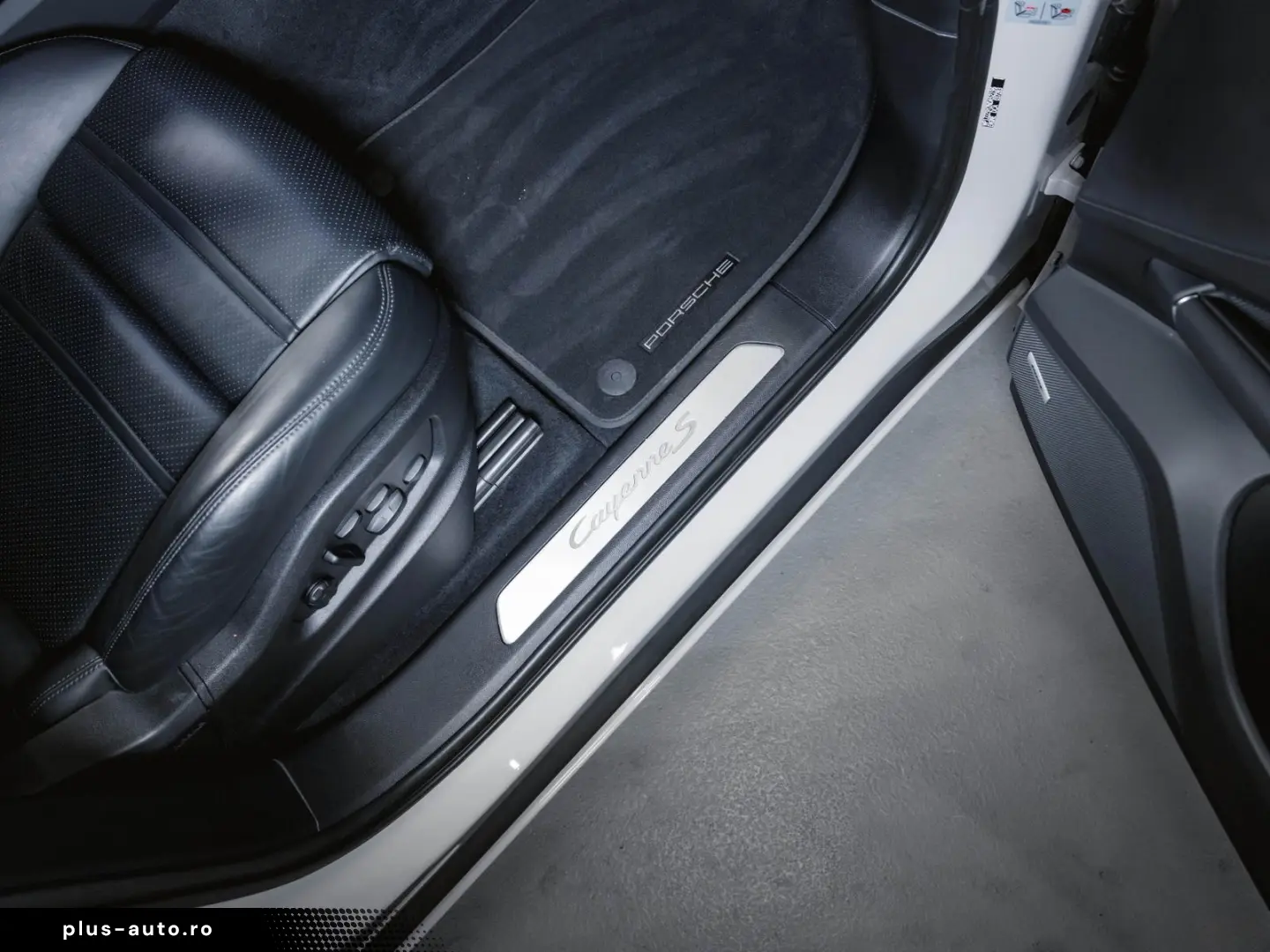 PORSCHE Cayenne S Coupé Sport Design Paket BOSE