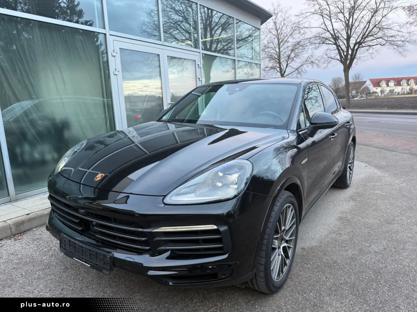 PORSCHE Cayenne Coupe E-Hyb - APPROVED- 21 Zoll -Luft-Pa