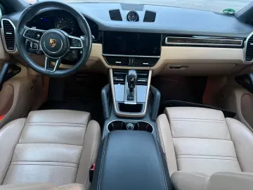 PORSCHE Cayenne Coupe E-Hyb - APPROVED- 21 Zoll -Luft-Pa