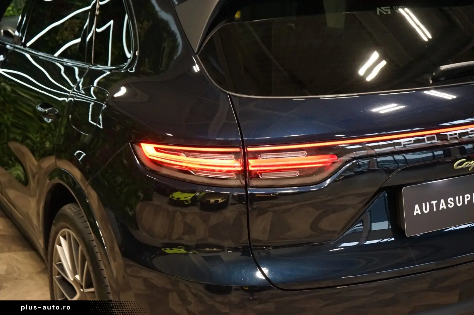 PORSCHE Cayenne E-HYBRID 360 PANO TOW PASM 69.372€ NETTO