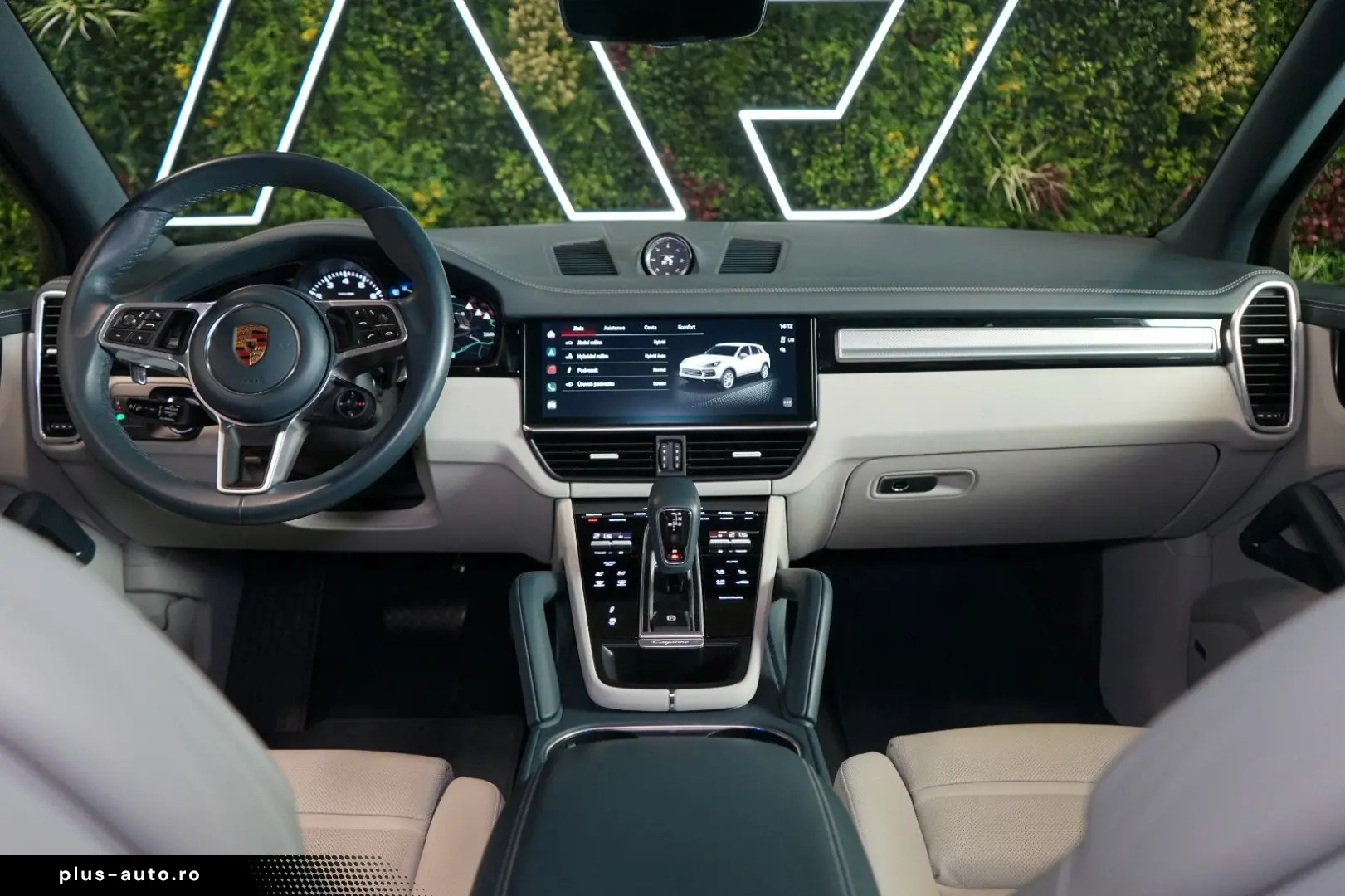 PORSCHE Cayenne E-HYBRID 360 PANO TOW PASM 69.372€ NETTO
