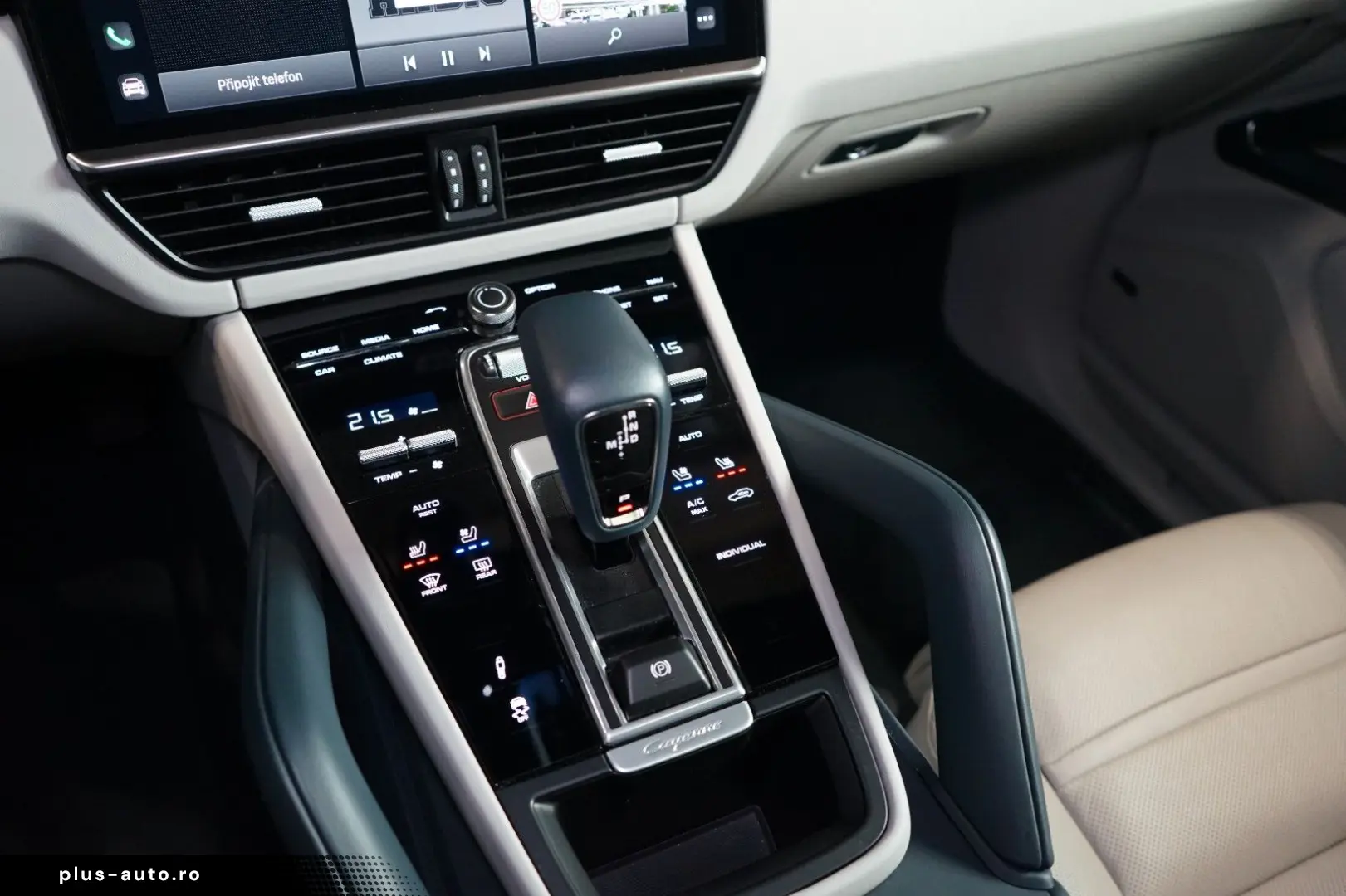 PORSCHE Cayenne E-HYBRID 360 PANO TOW PASM 69.372€ NETTO