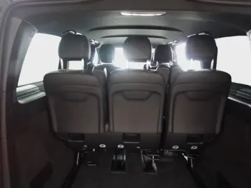 MERCEDES-BENZ V 300 AVANTGARDE 4MATIC lang Standh. 3&hellip;