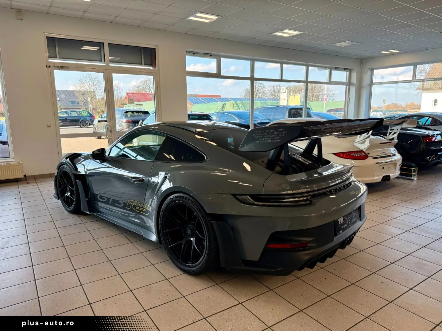 PORSCHE 911 992 GT3 RS Weissach   PCCB   LIFT   APPROVED