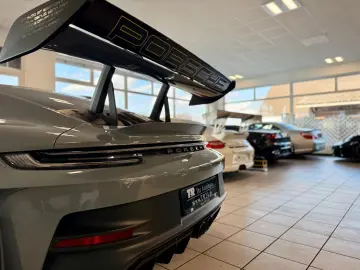 PORSCHE 911 992 GT3 RS Weissach   PCCB   LIFT   APPROVED