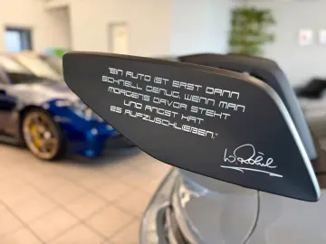 PORSCHE 911 992 GT3 RS Weissach   PCCB   LIFT   APPROVED