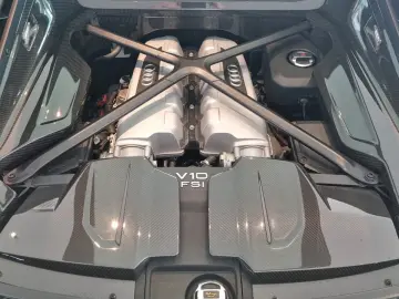 AUDI R8 Coupe 5.2 V10 Performance Carbon Keramik