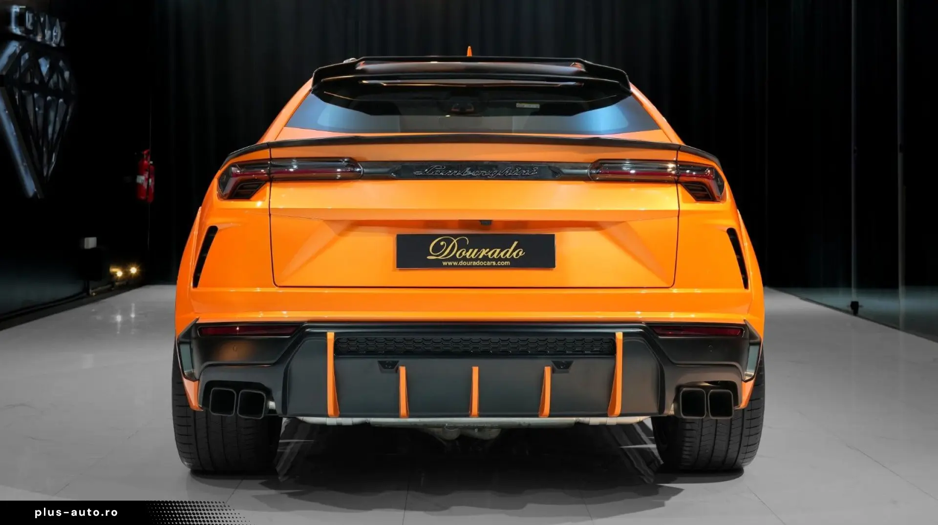 LAMBORGHINI Urus Novitec