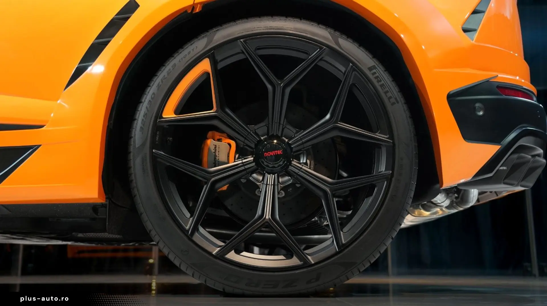 LAMBORGHINI Urus Novitec