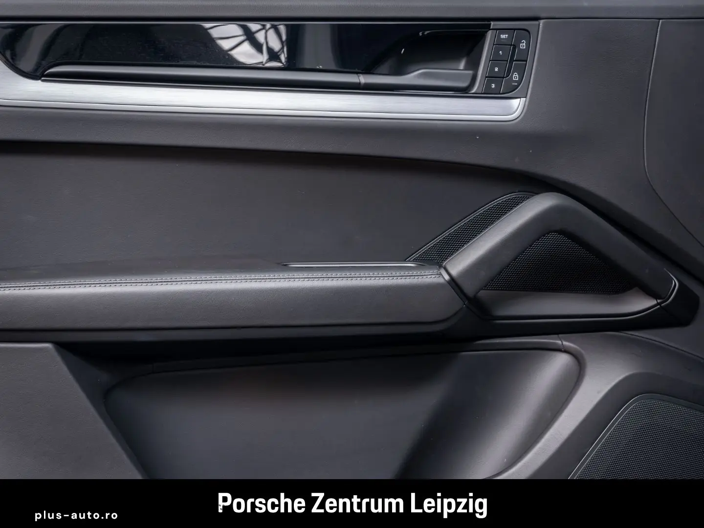 PORSCHE Cayenne E-Hybrid SportDesign Sportabgas InnoDriv