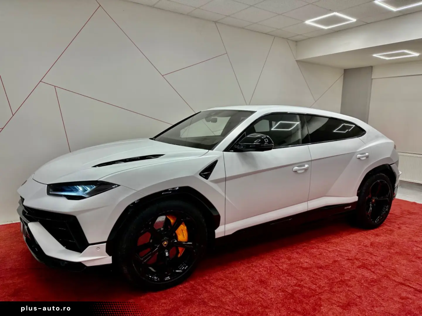 LAMBORGHINI Urus S AKRAPOVIC SPECIALMATT STOCK HUD NETTO