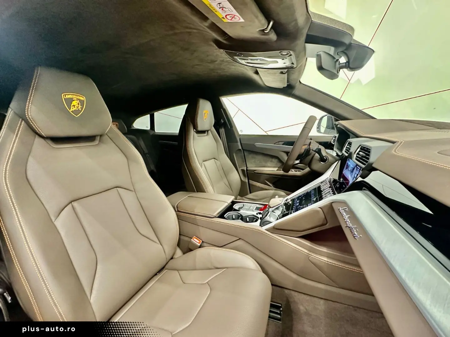 LAMBORGHINI Urus S AKRAPOVIC SPECIALMATT STOCK HUD NETTO