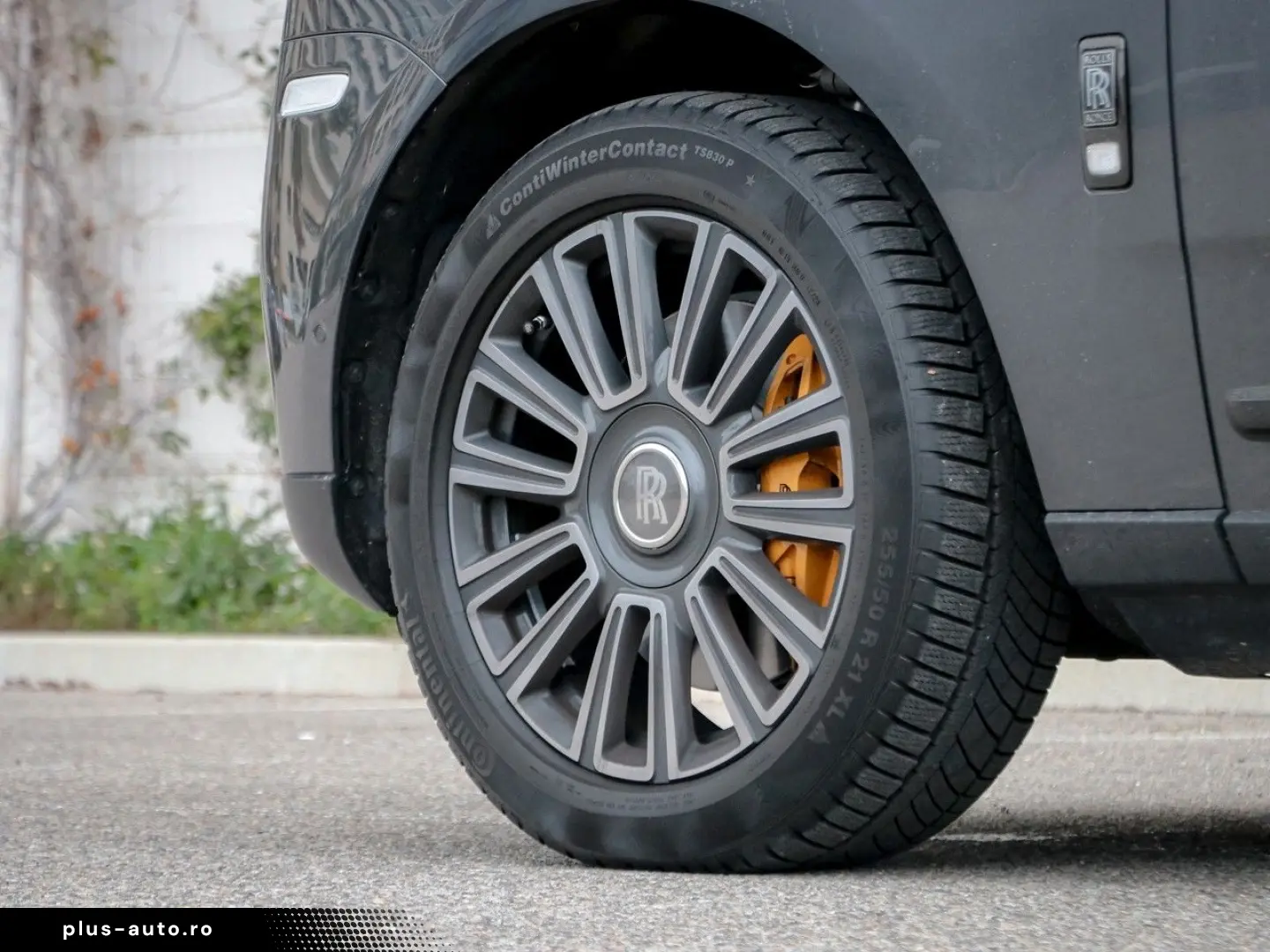 ROLLS ROYCE Cullinan Black Badge