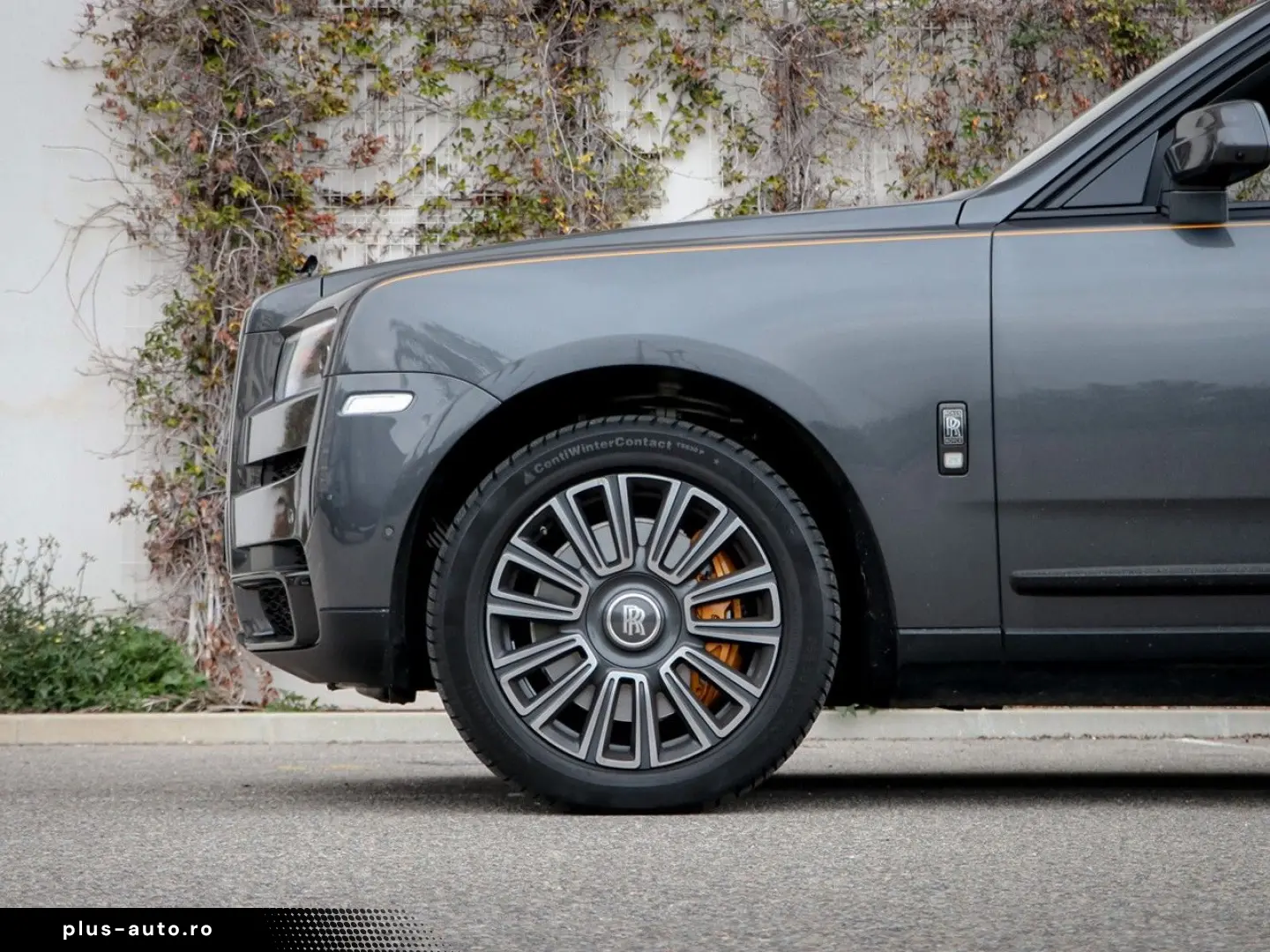 ROLLS ROYCE Cullinan Black Badge