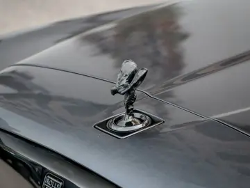 ROLLS ROYCE Cullinan Black Badge