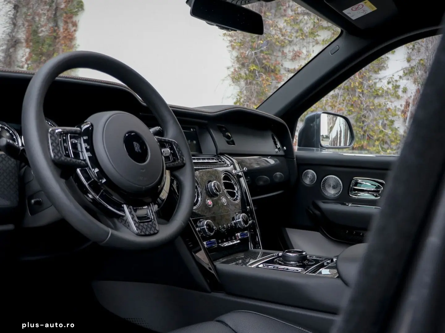 ROLLS ROYCE Cullinan Black Badge