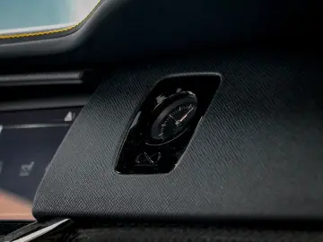 ROLLS ROYCE Cullinan Black Badge