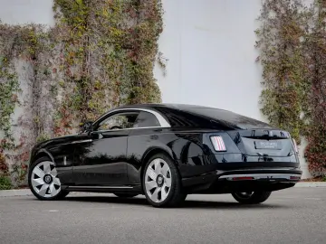 ROLLS ROYCE Spectre Silver Badge