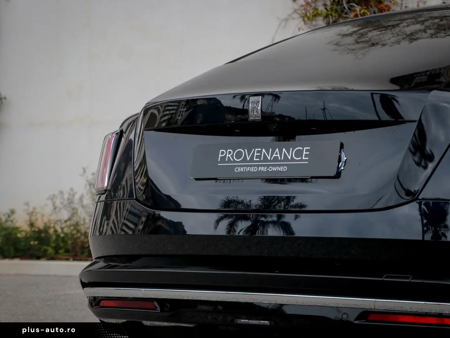 ROLLS ROYCE Spectre Silver Badge