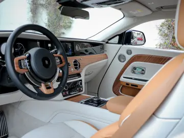 ROLLS ROYCE Spectre Silver Badge