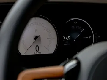 ROLLS ROYCE Spectre Silver Badge