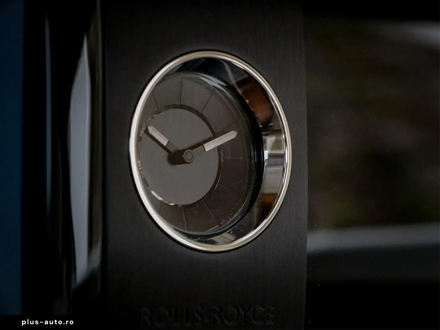 ROLLS ROYCE Spectre Silver Badge