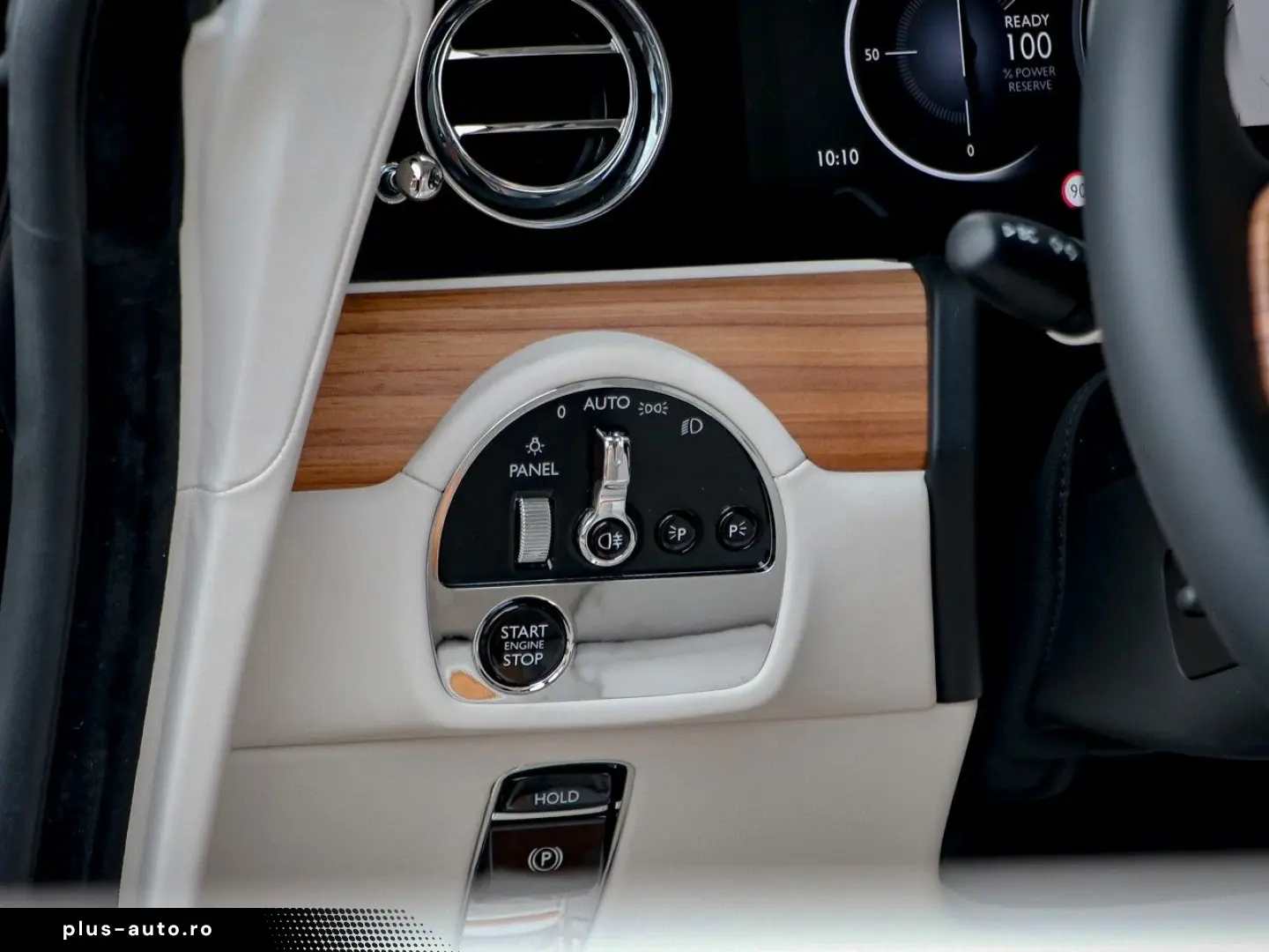 ROLLS ROYCE Spectre Silver Badge