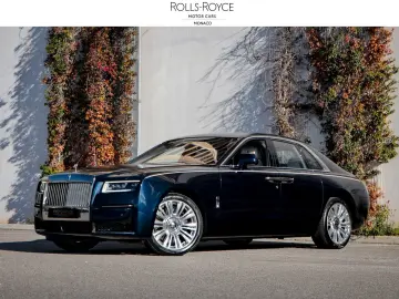 ROLLS ROYCE Ghost -