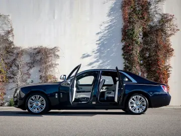 ROLLS ROYCE Ghost -