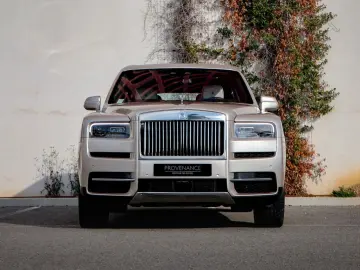 ROLLS ROYCE Cullinan -