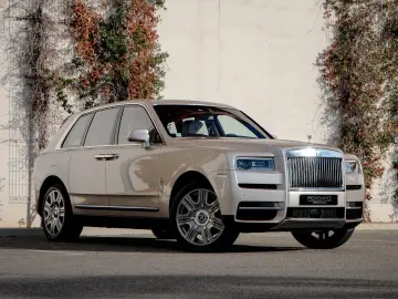 ROLLS ROYCE Cullinan -