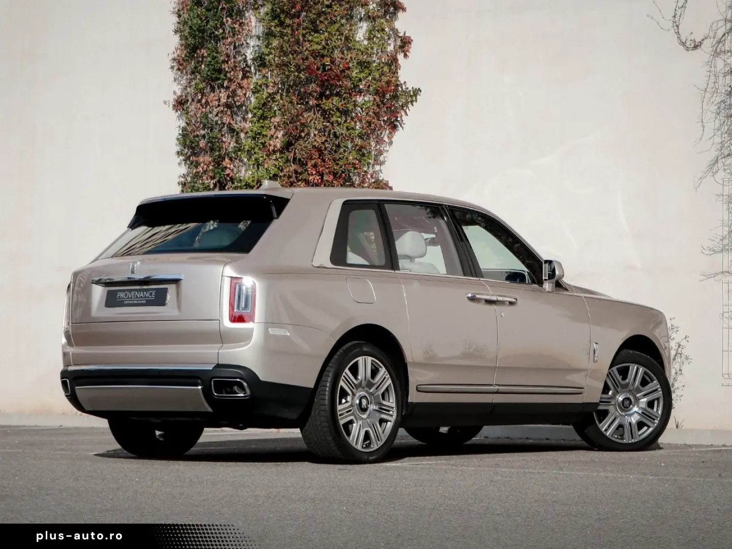 ROLLS ROYCE Cullinan -