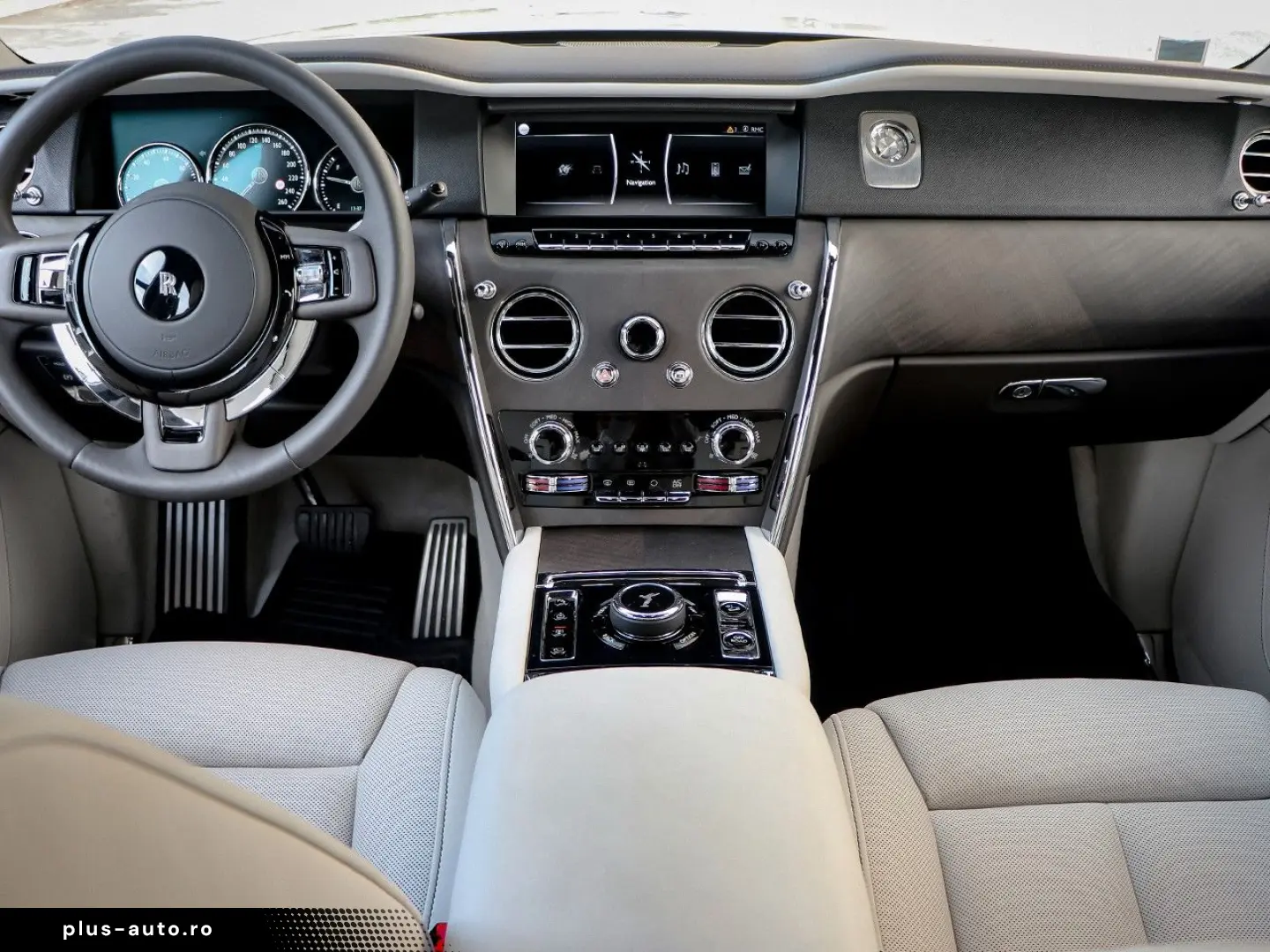 ROLLS ROYCE Cullinan -