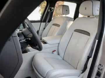 ROLLS ROYCE Cullinan -