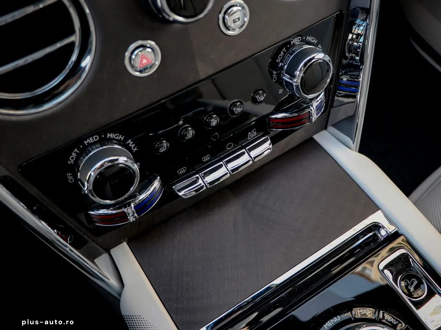 ROLLS ROYCE Cullinan -