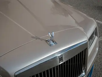 ROLLS ROYCE Cullinan -