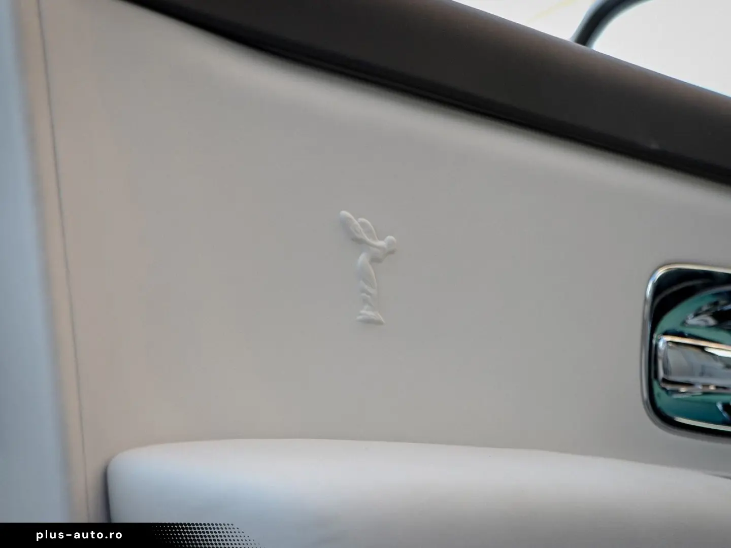 ROLLS ROYCE Cullinan -