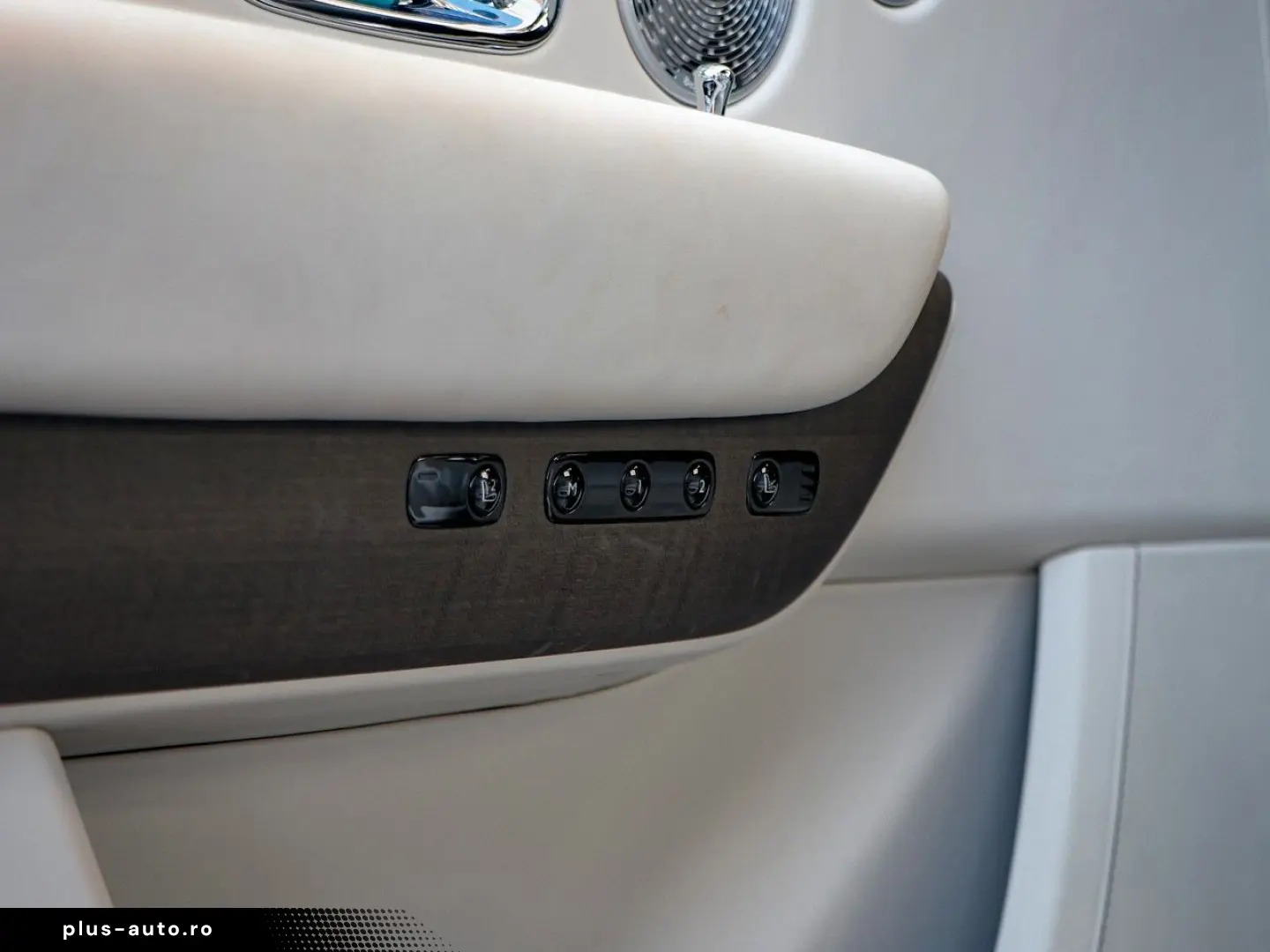 ROLLS ROYCE Cullinan -