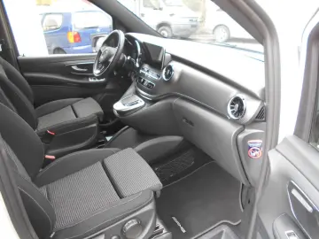 MERCEDES-BENZ V 300  Edition Lang Allrad AMG 1 Hand